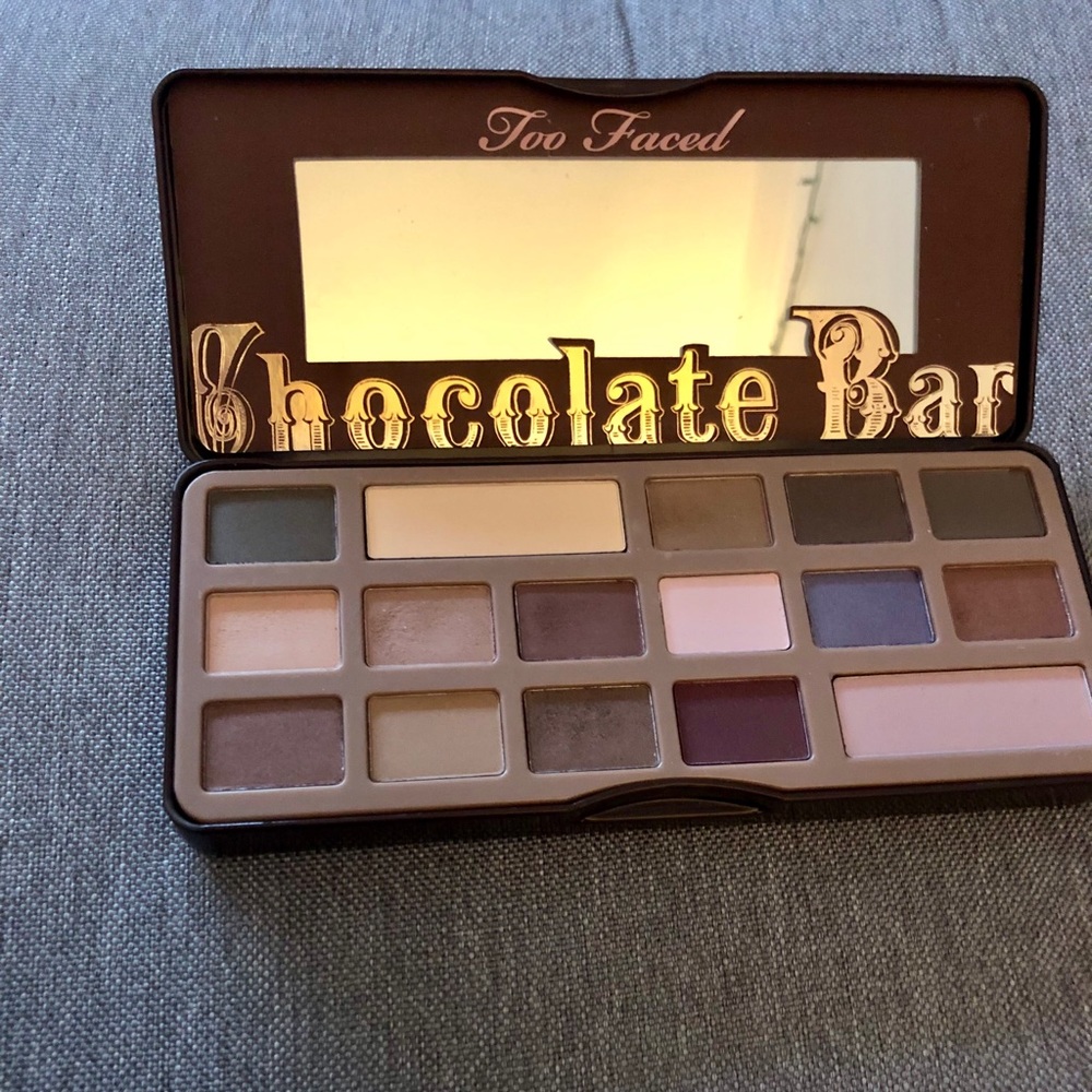 Too faced eyeshadow palette